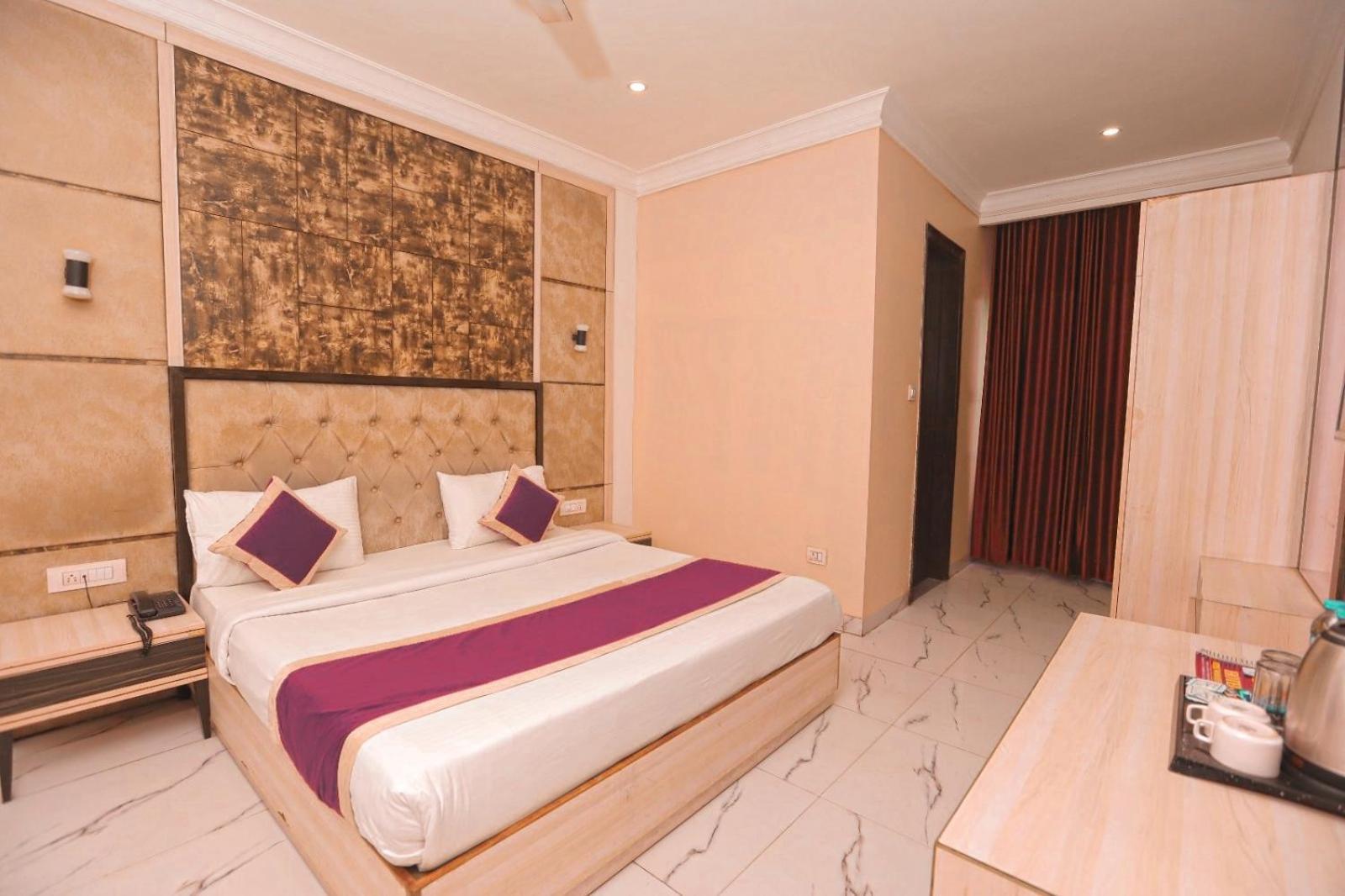 Hotel Almora Inn - Near By Delhi International Airport - With Free Airport Pickup And Drop Neu-Delhi Exterior foto