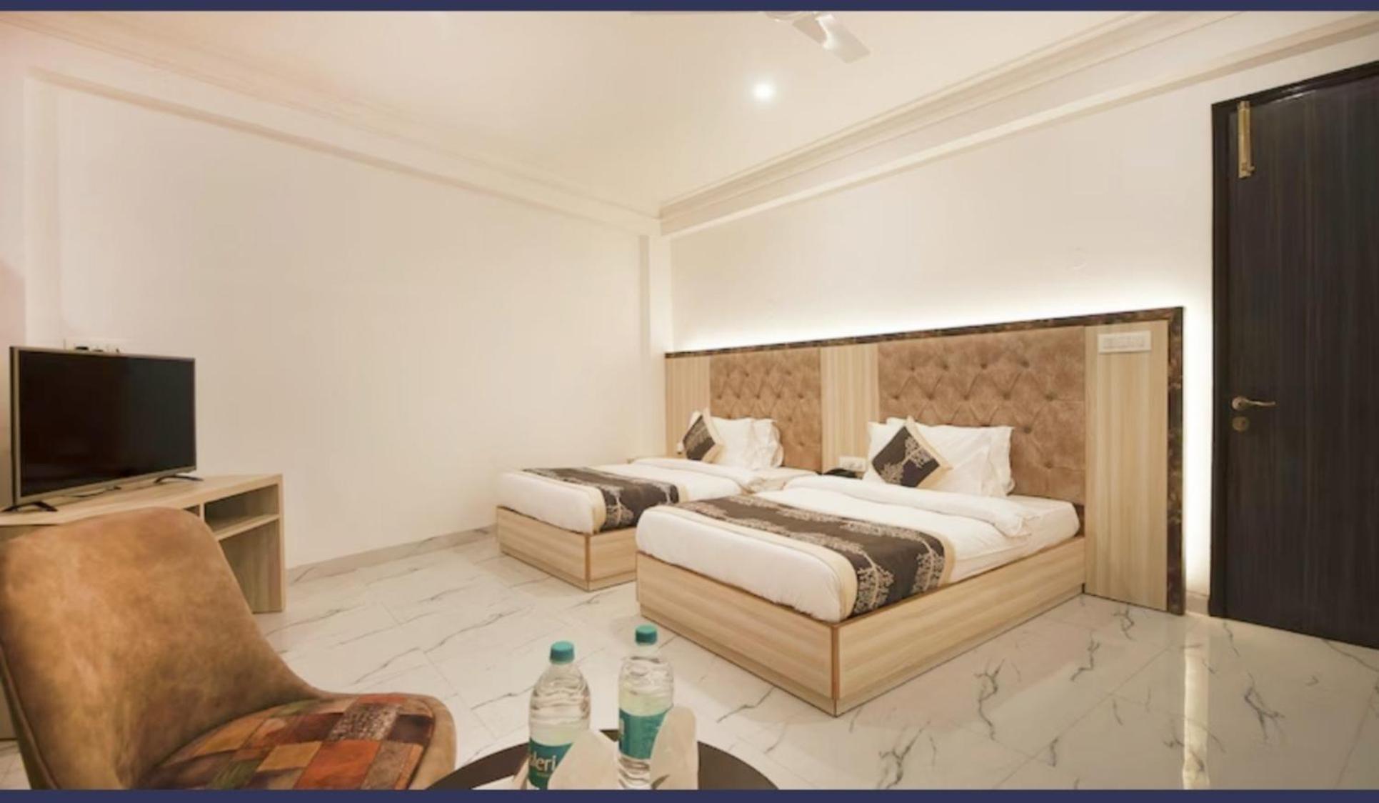 Hotel Almora Inn - Near By Delhi International Airport - With Free Airport Pickup And Drop Neu-Delhi Exterior foto
